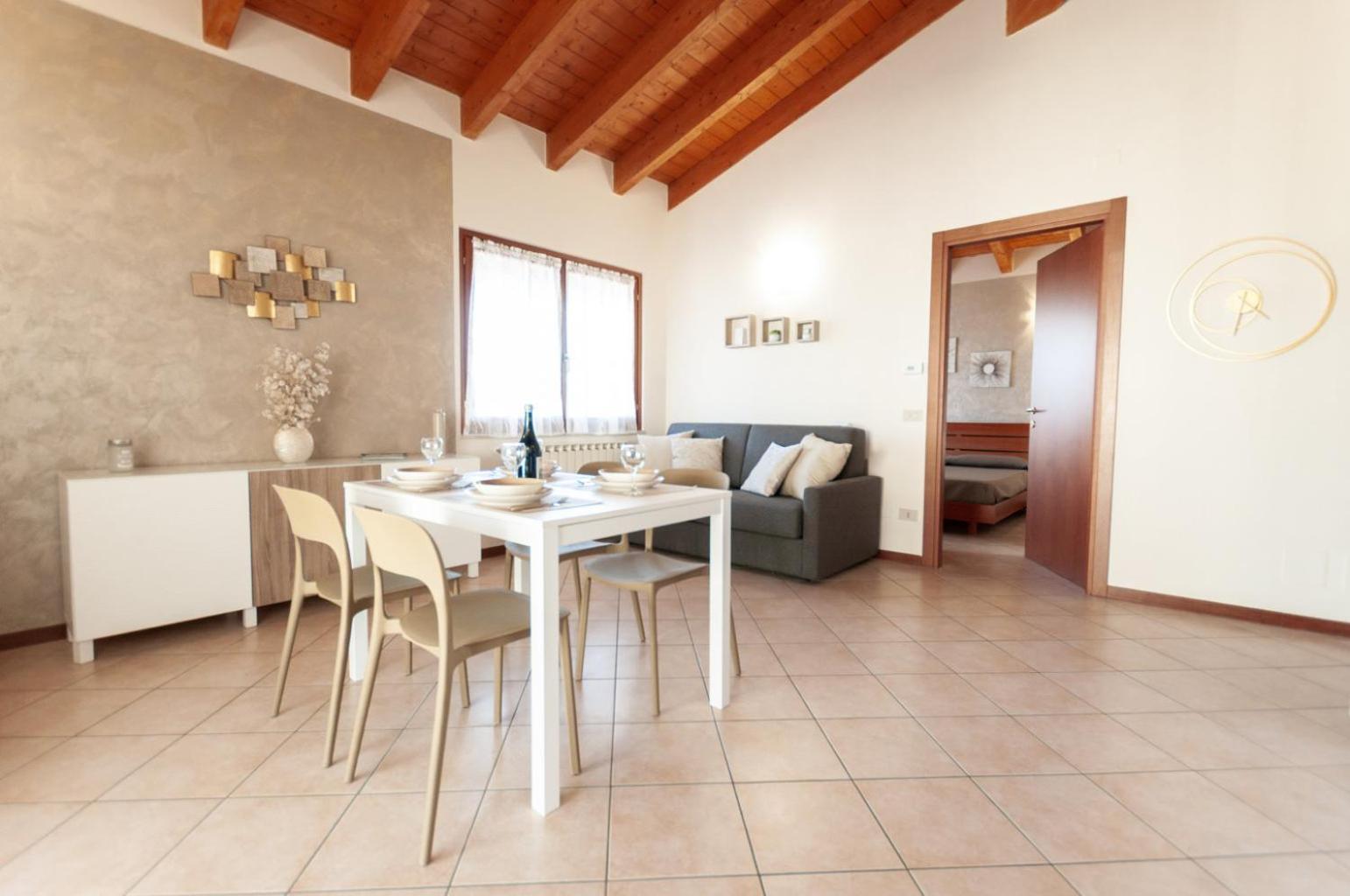 Dora'S Apartment Desenzano del Garda Exterior photo